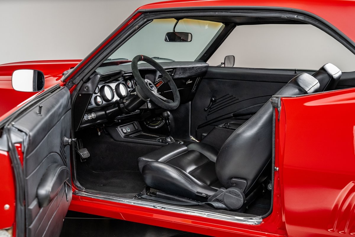 Chevrolet-Camaro-1969-Hardtop-2