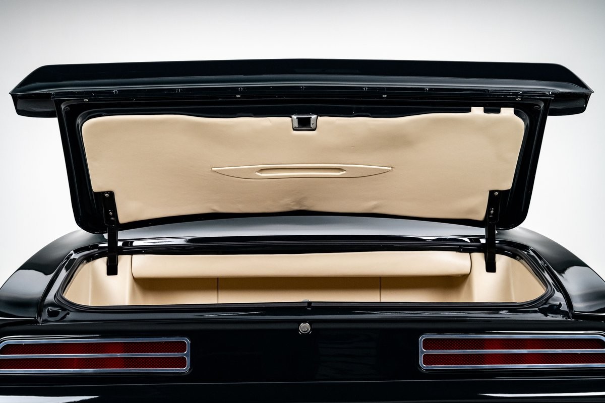 Chevrolet-Camaro-1969-Hardtop-38