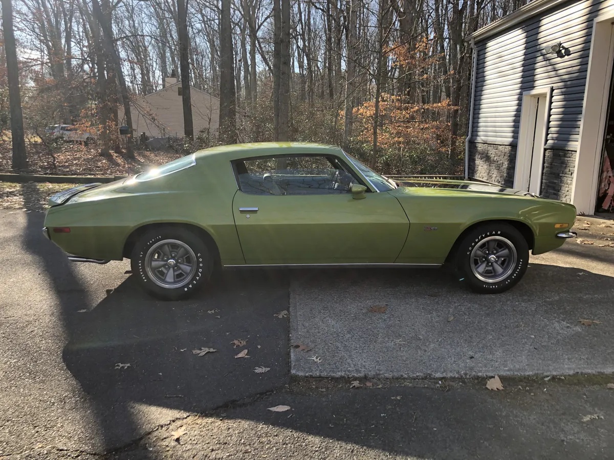 Chevrolet-Camaro-1970-Citrus-Green-Green-Deluxe-Cloth-11