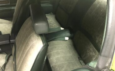 Chevrolet-Camaro-1970-Citrus-Green-Green-Deluxe-Cloth-3