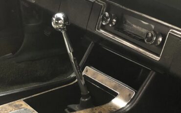 Chevrolet-Camaro-1970-Citrus-Green-Green-Deluxe-Cloth-4