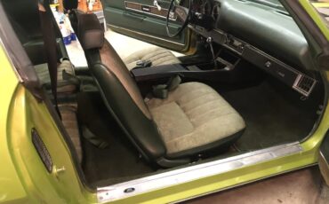 Chevrolet-Camaro-1970-Citrus-Green-Green-Deluxe-Cloth-5