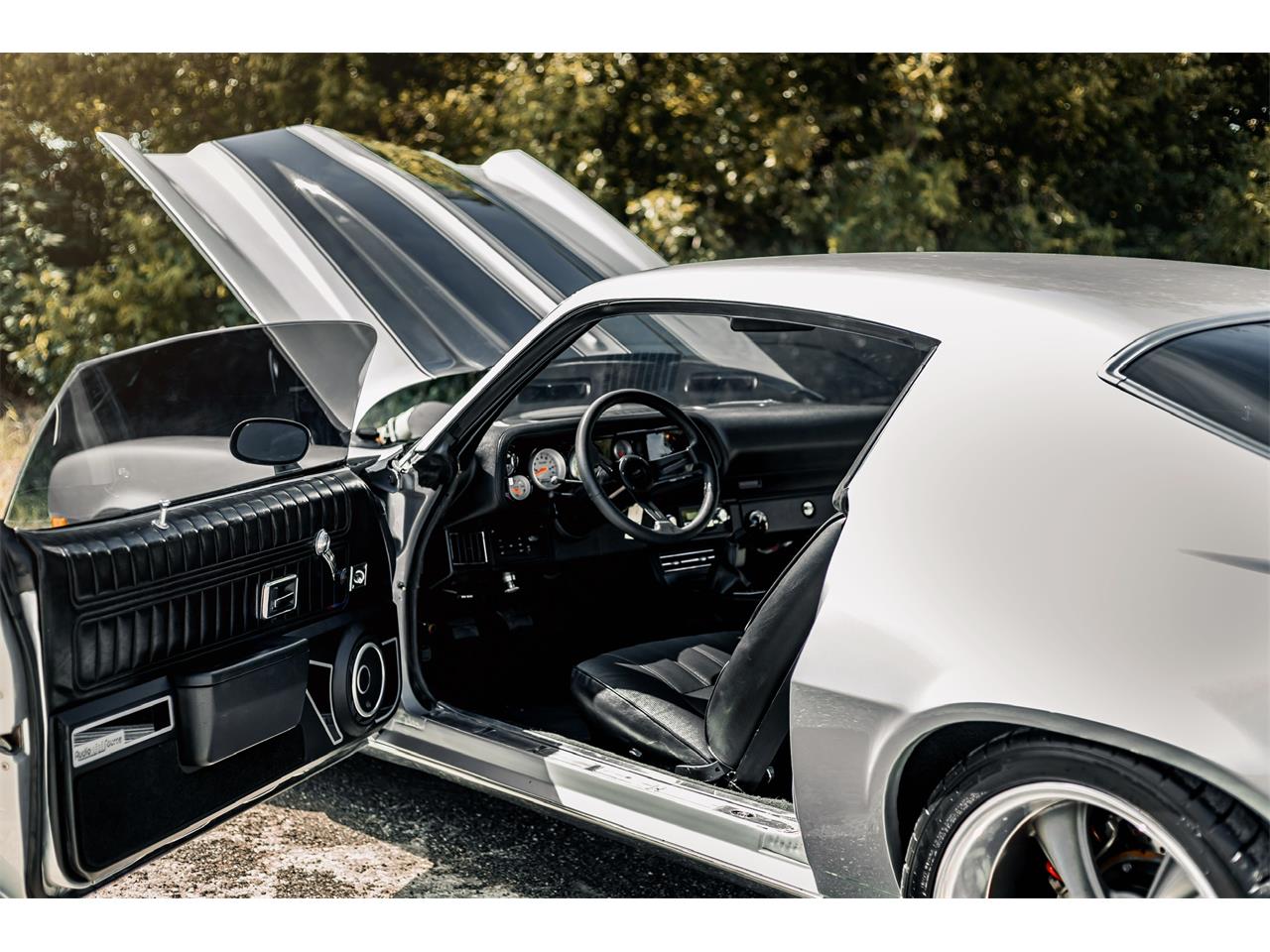 Chevrolet-Camaro-1970-Silver-Black-15