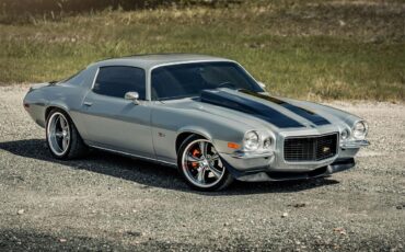 Chevrolet-Camaro-1970-Silver-Black-3