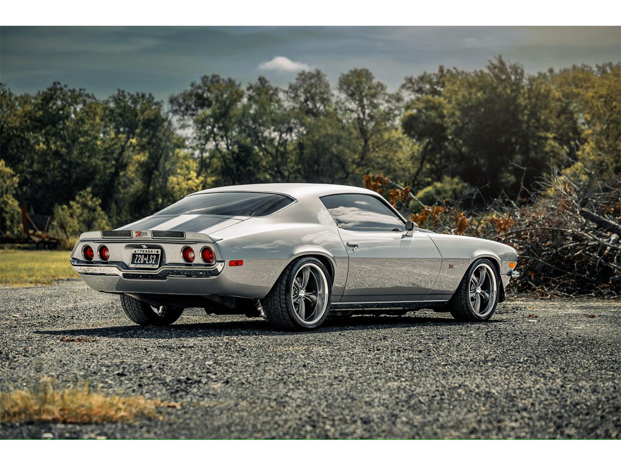 Chevrolet-Camaro-1970-Silver-Black-9