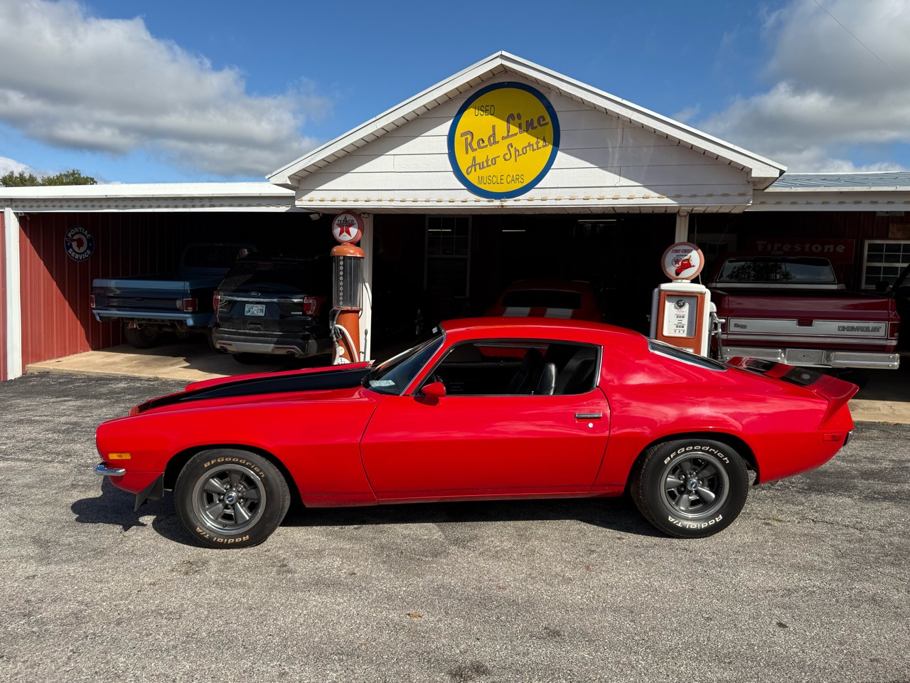 Chevrolet-Camaro-1973-American-Muscle-Car-2
