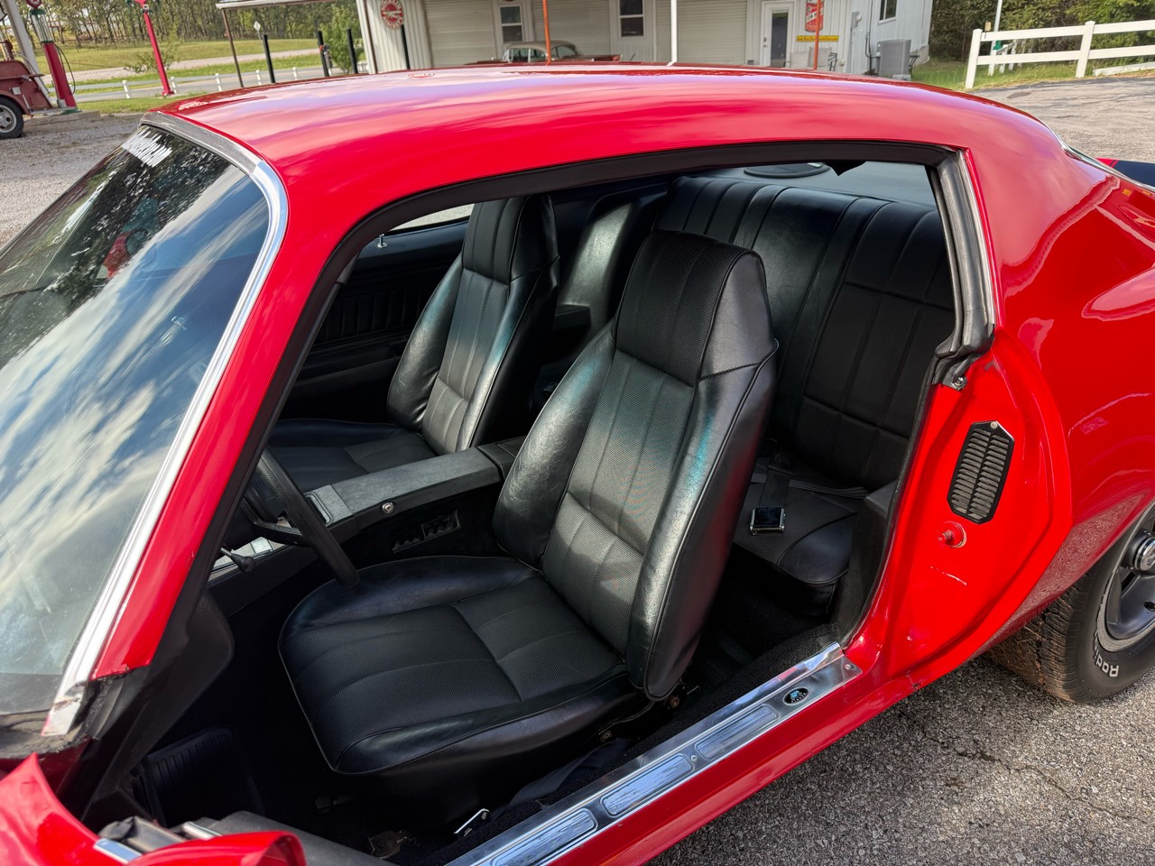 Chevrolet-Camaro-1973-American-Muscle-Car-24