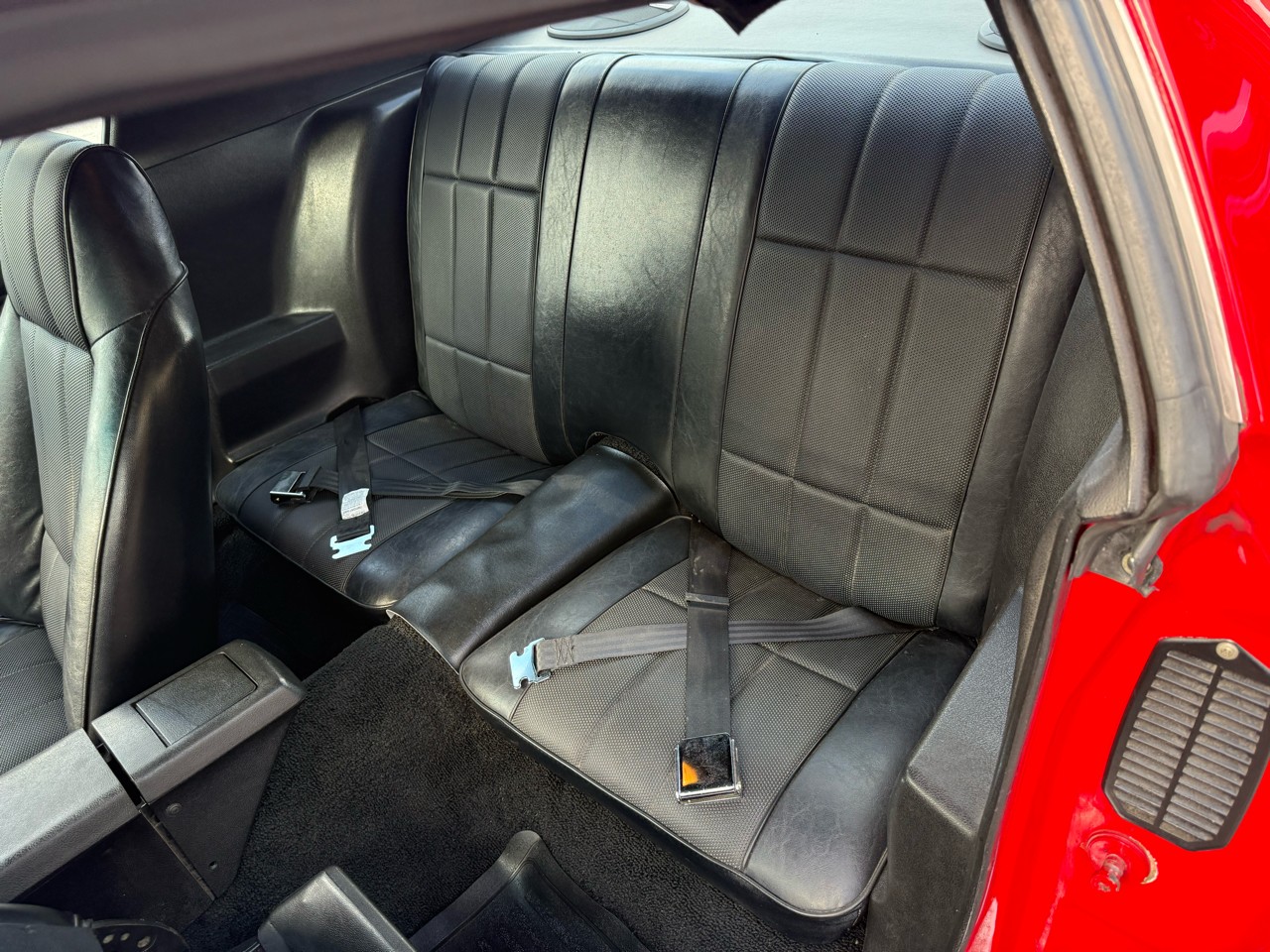 Chevrolet-Camaro-1973-American-Muscle-Car-26