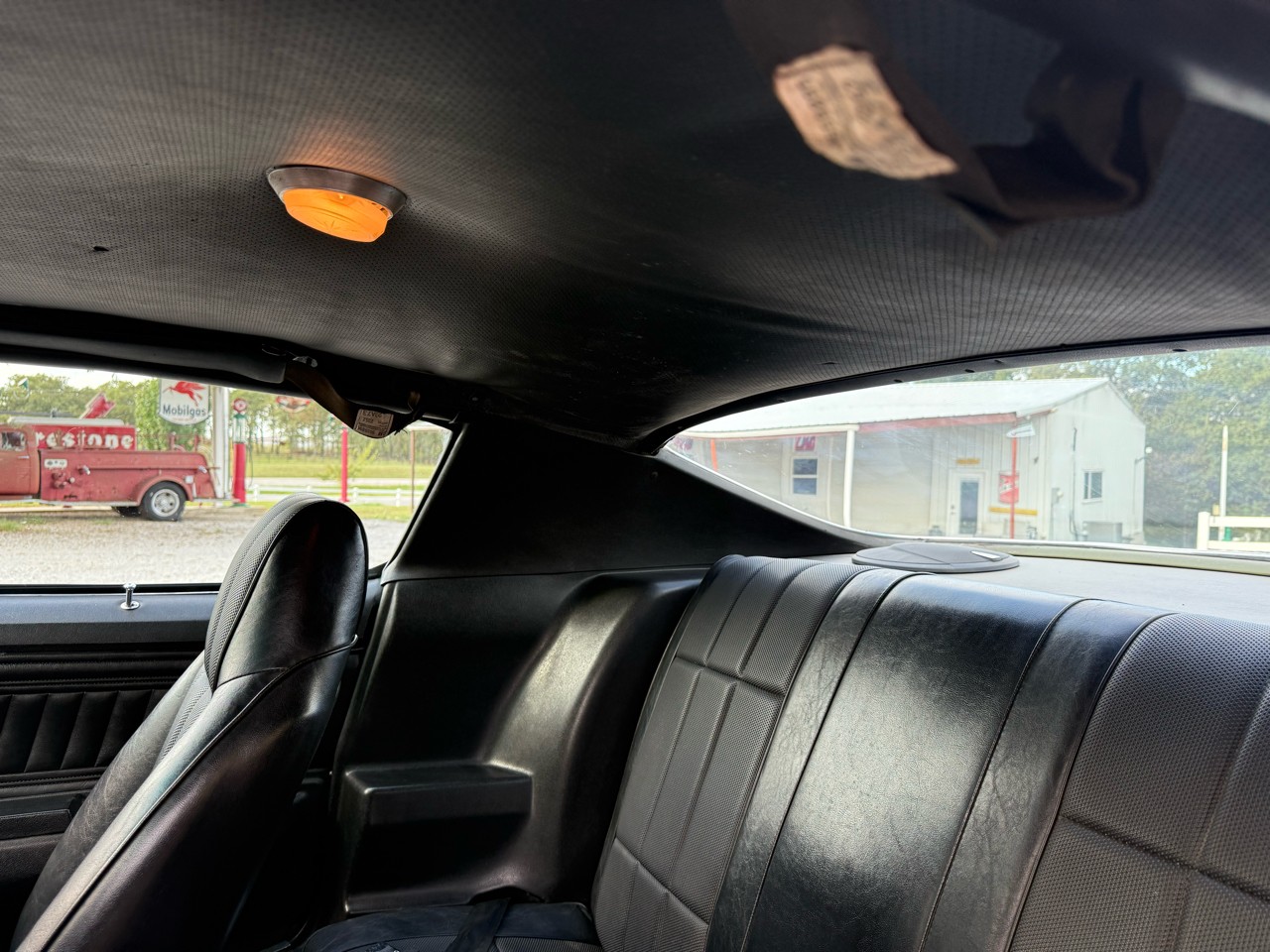 Chevrolet-Camaro-1973-American-Muscle-Car-33