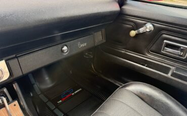 Chevrolet-Camaro-1973-American-Muscle-Car-35