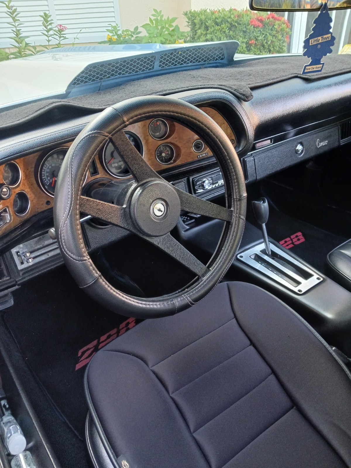 Chevrolet-Camaro-1973-Coupe-12