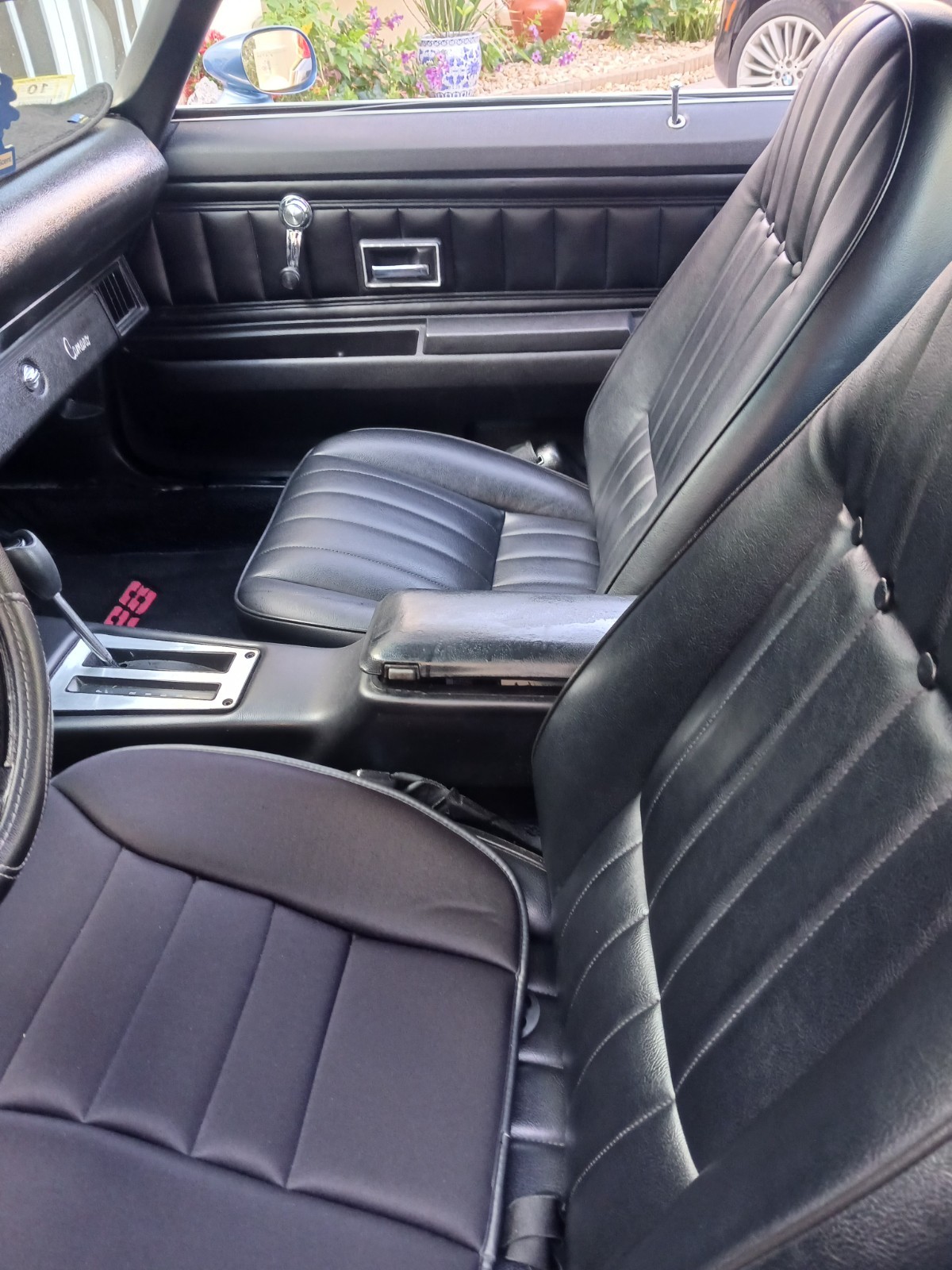 Chevrolet-Camaro-1973-Coupe-13