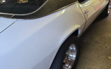 Chevrolet-Camaro-1973-Coupe-14