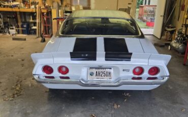 Chevrolet-Camaro-1973-Coupe-2