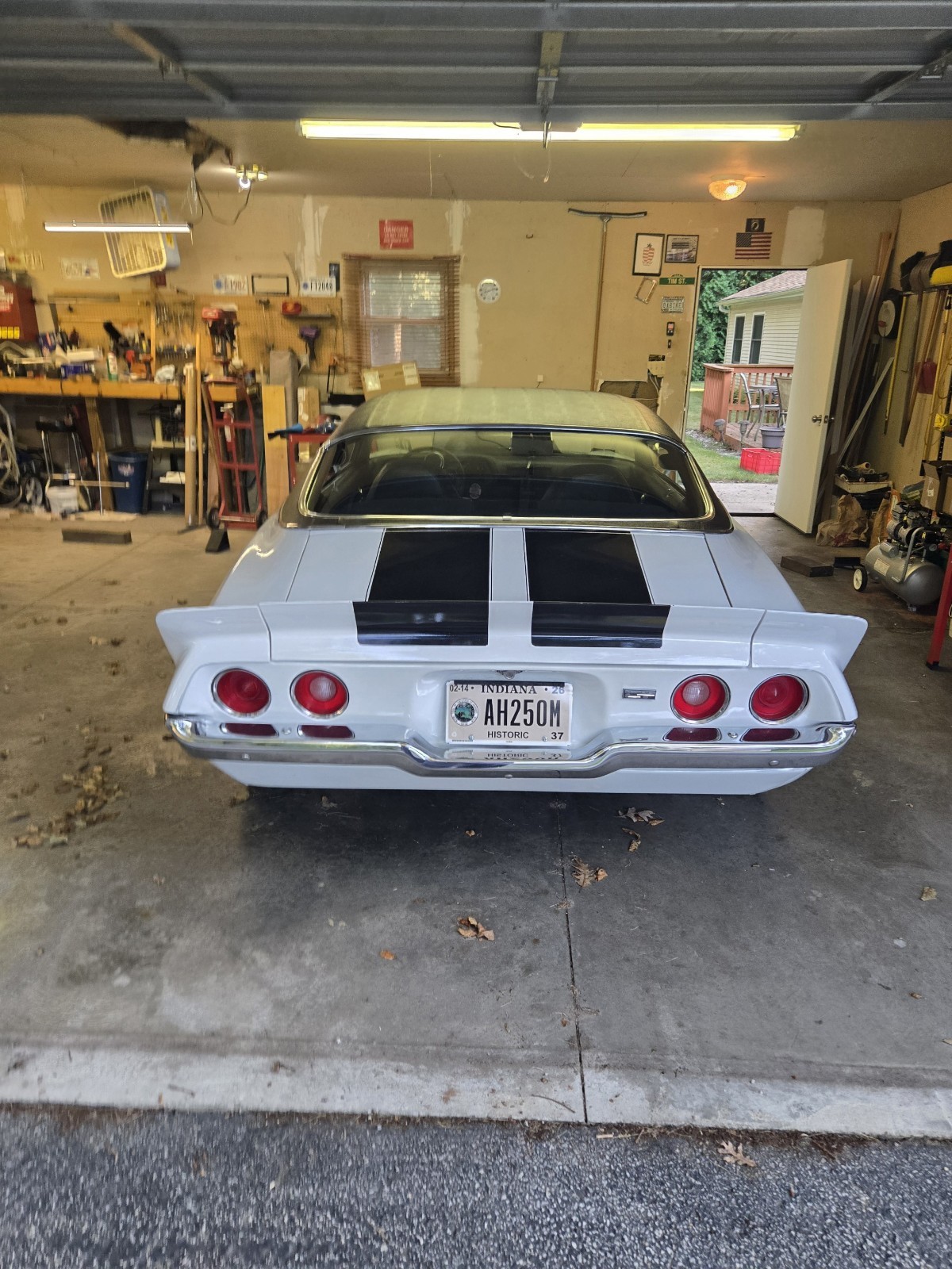 Chevrolet-Camaro-1973-Coupe-2
