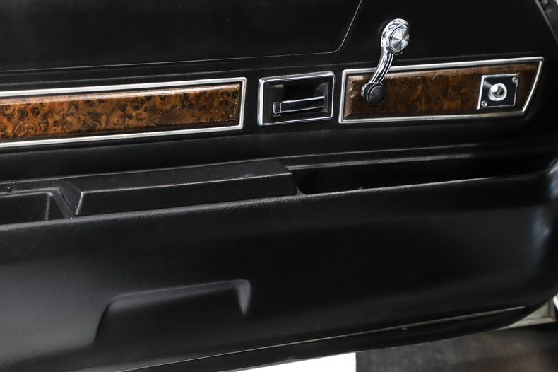 Chevrolet-Camaro-1973-Pewter-Black-14