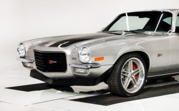 Chevrolet-Camaro-1973-Pewter-Black-21