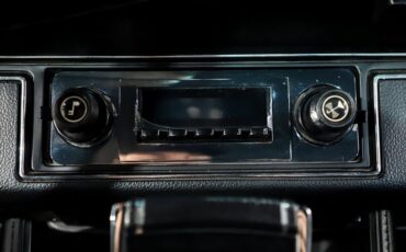 Chevrolet-Camaro-1973-Pewter-Black-25