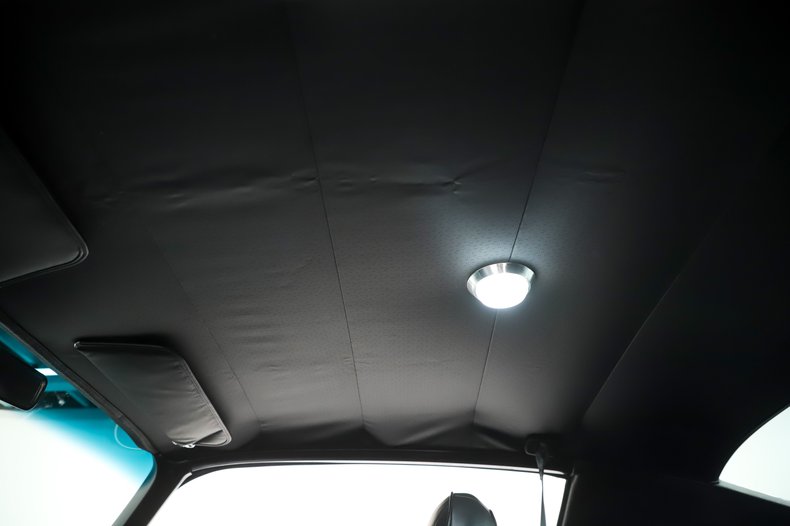 Chevrolet-Camaro-1973-Pewter-Black-29