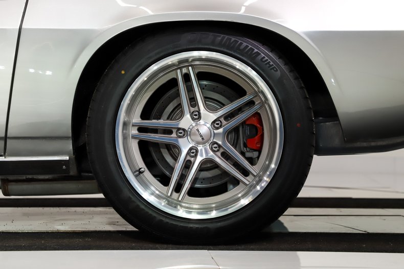 Chevrolet-Camaro-1973-Pewter-Black-34