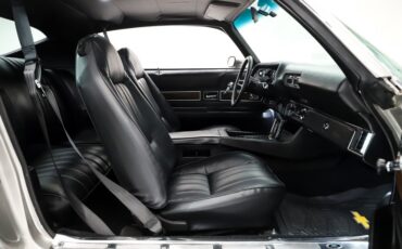 Chevrolet-Camaro-1973-Pewter-Black-40