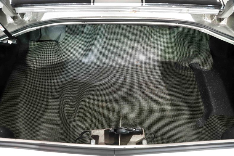 Chevrolet-Camaro-1973-Pewter-Black-46