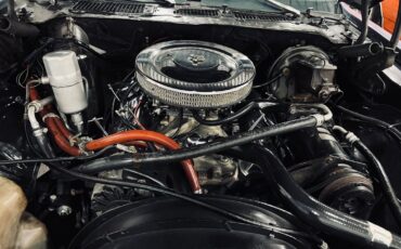 Chevrolet-Camaro-1976-Coupe-11