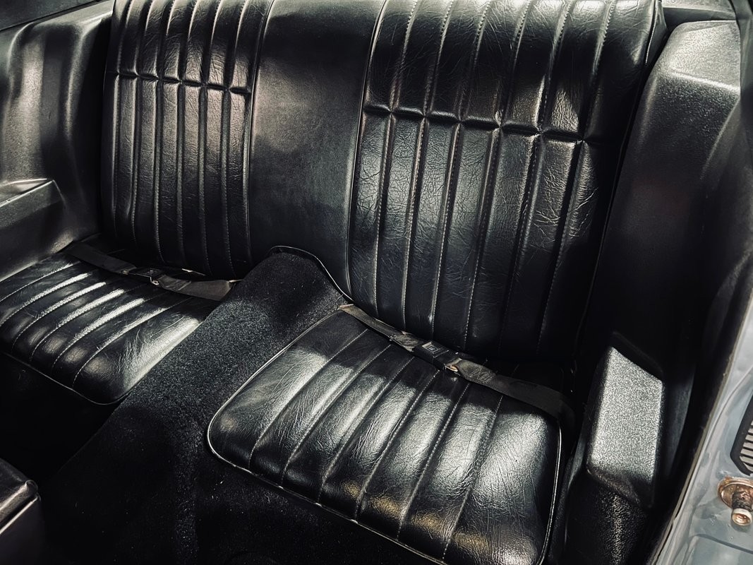 Chevrolet-Camaro-1976-Coupe-22