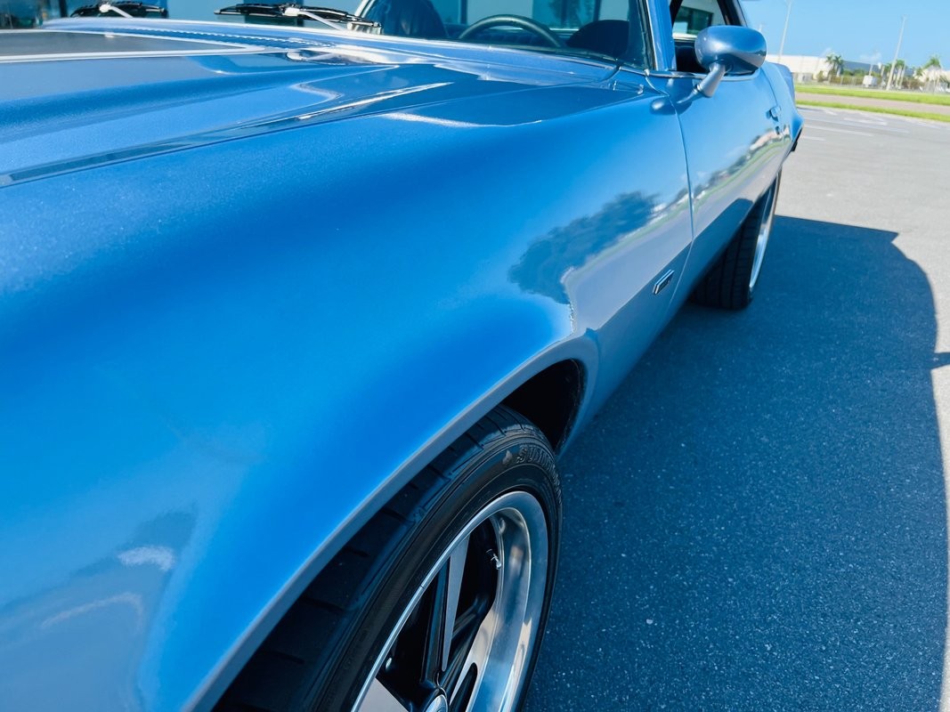 Chevrolet-Camaro-1976-Coupe-36