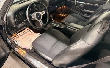 Chevrolet-Camaro-1978-17