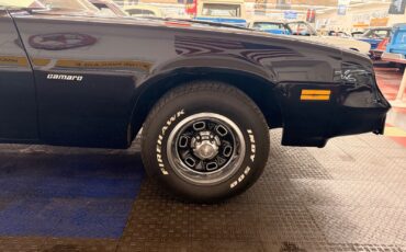 Chevrolet-Camaro-1978-27