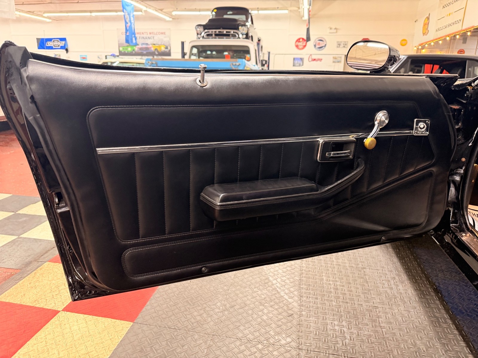 Chevrolet-Camaro-1978-35