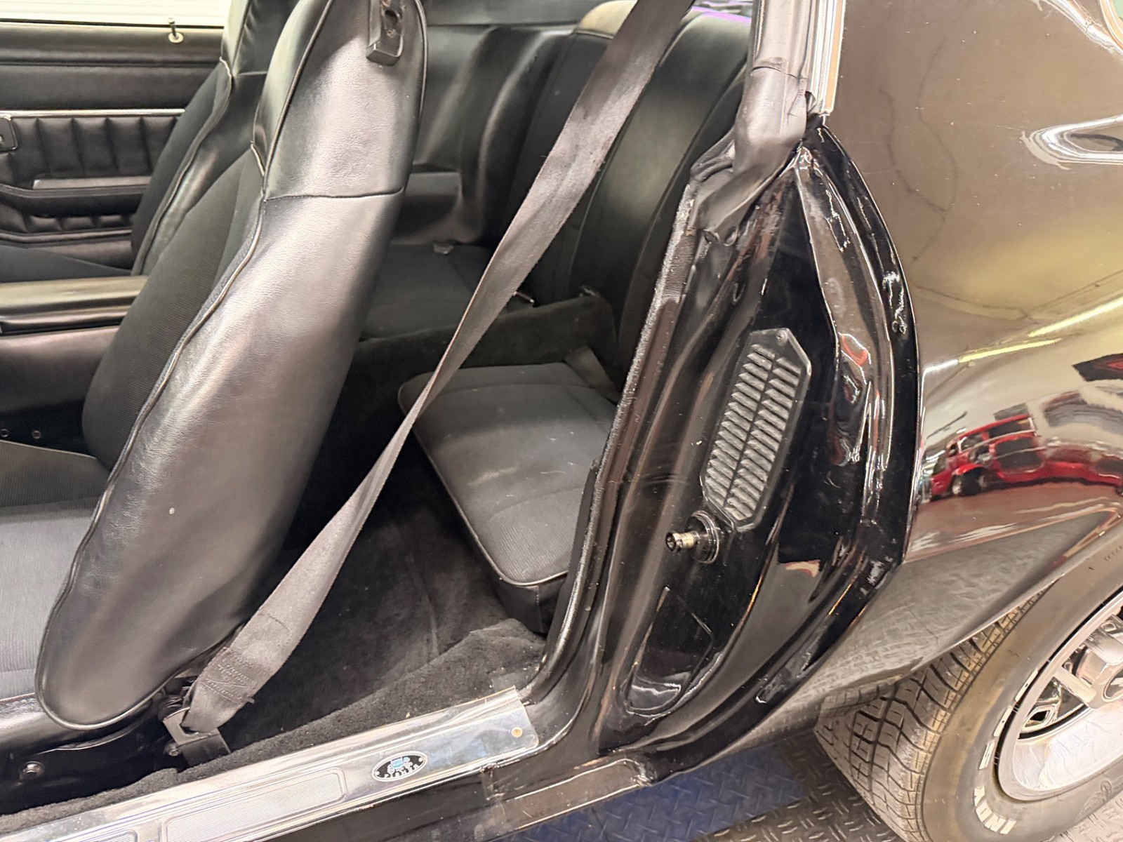 Chevrolet-Camaro-1978-37