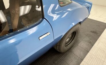 Chevrolet-Camaro-1978-Medium-Blue-Metallic-Tan-26