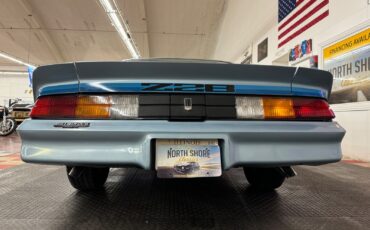 Chevrolet-Camaro-1979-2-Door-14