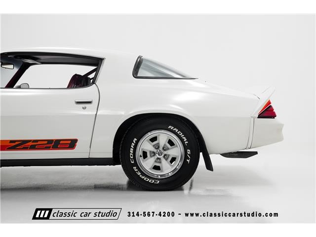 Chevrolet-Camaro-1979-2dr-Car-30