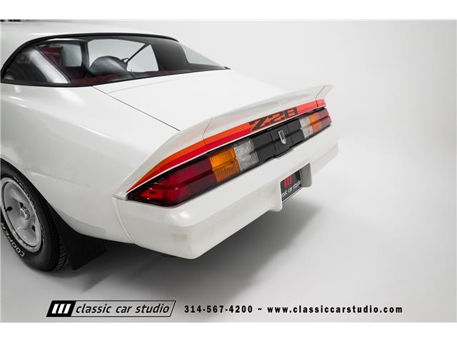 Chevrolet-Camaro-1979-2dr-Car-34