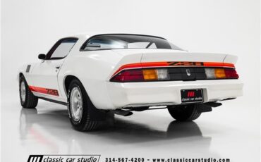 Chevrolet-Camaro-1979-2dr-Car-35