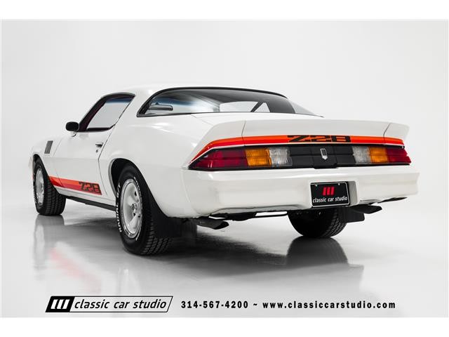 Chevrolet-Camaro-1979-2dr-Car-35