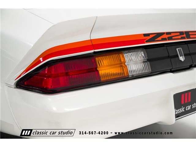 Chevrolet-Camaro-1979-2dr-Car-37