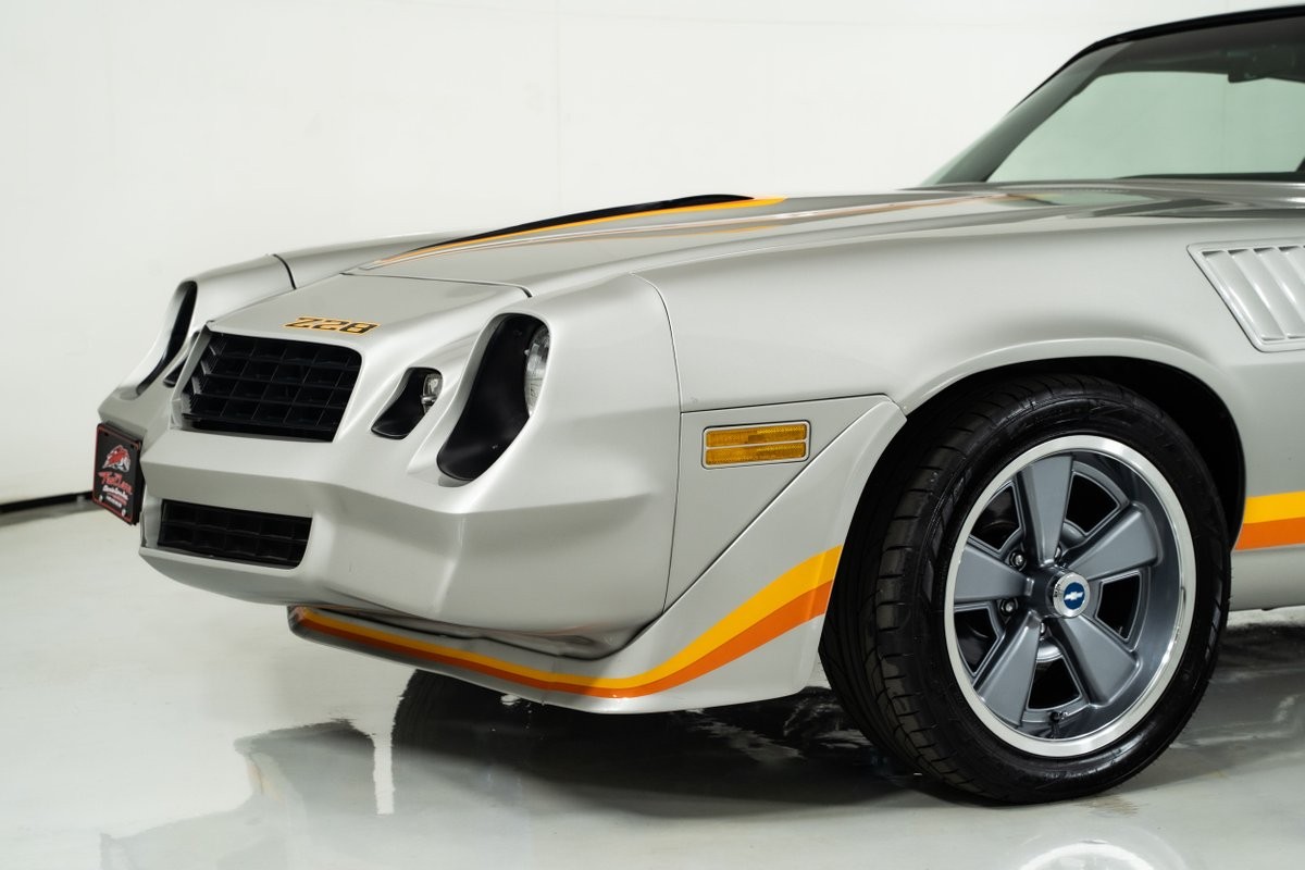 Chevrolet-Camaro-1979-Coupe-4