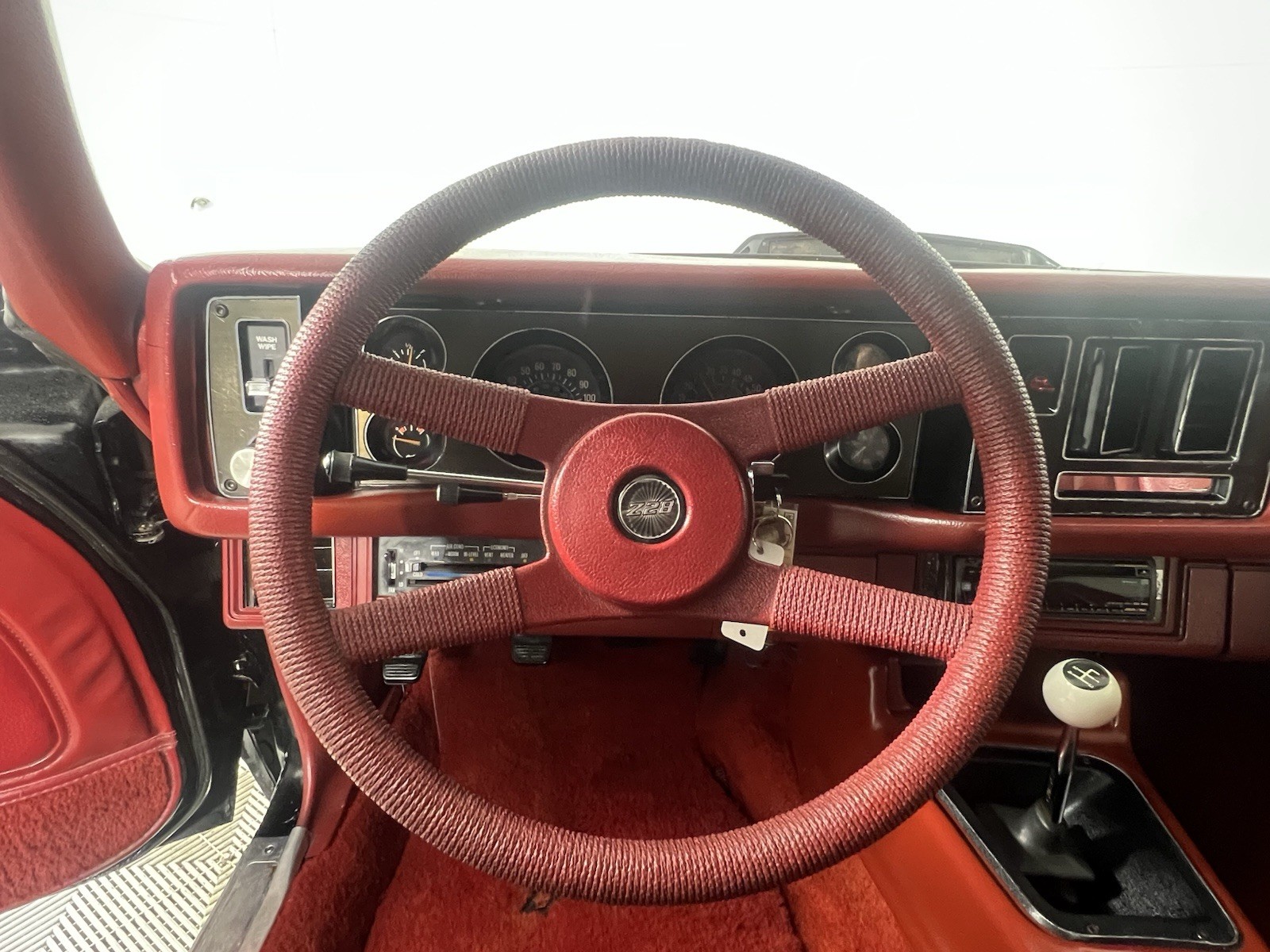 Chevrolet-Camaro-1980-Coupe-16