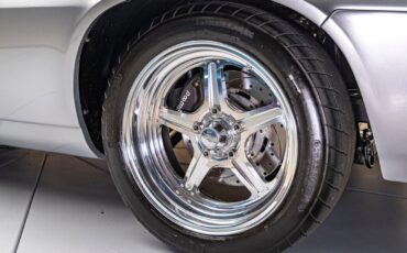 Chevrolet-Camaro-1981-Coupe-10