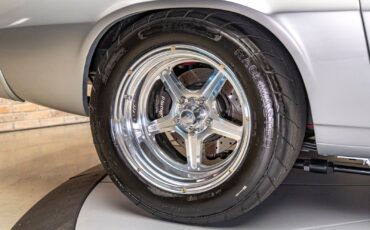 Chevrolet-Camaro-1981-Coupe-11