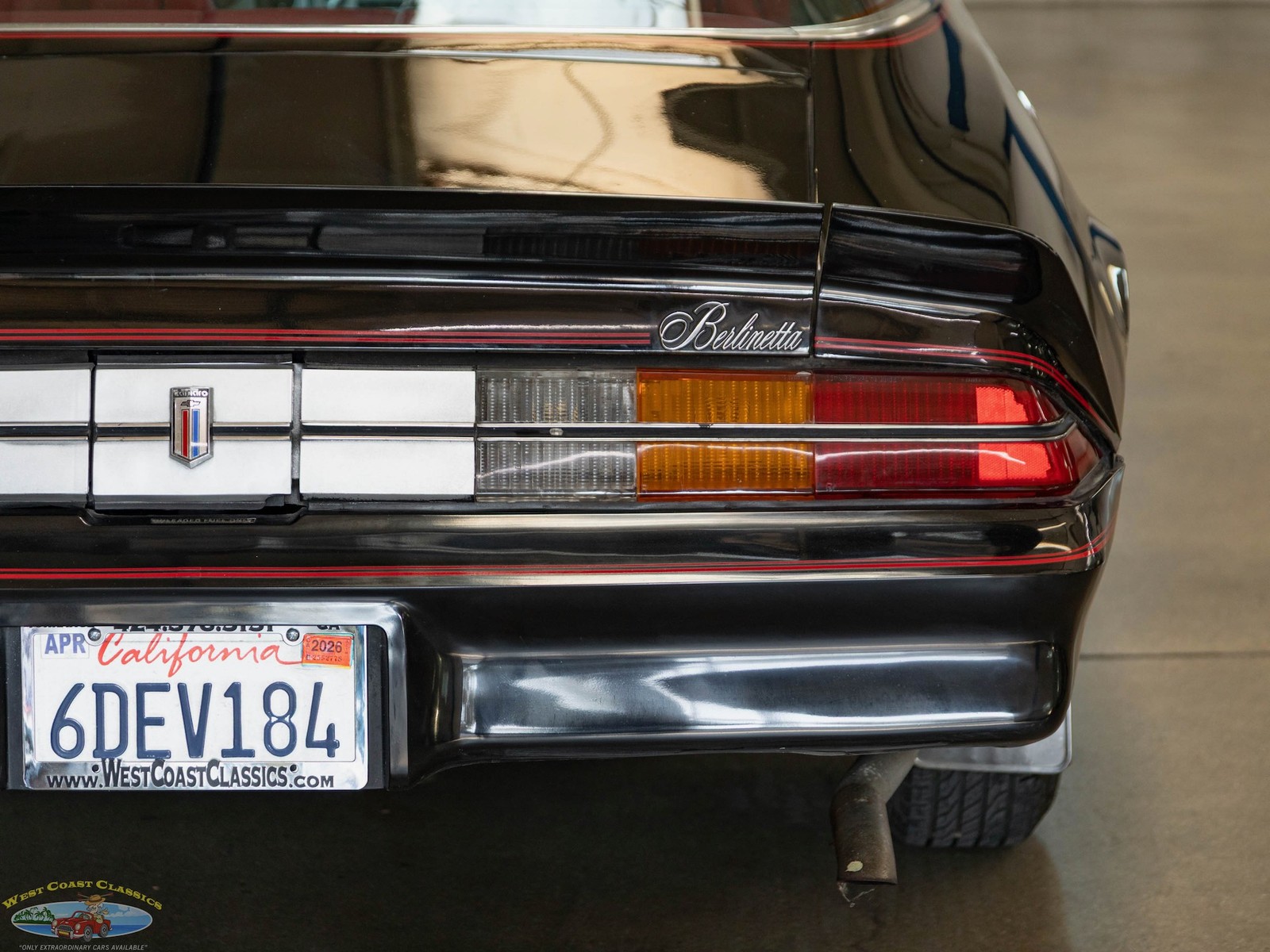 Chevrolet-Camaro-1981-Coupe-20