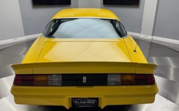 Chevrolet-Camaro-1981-Coupe-20