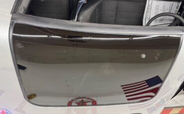 Chevrolet-Camaro-1981-Coupe-21