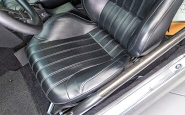 Chevrolet-Camaro-1981-Coupe-23