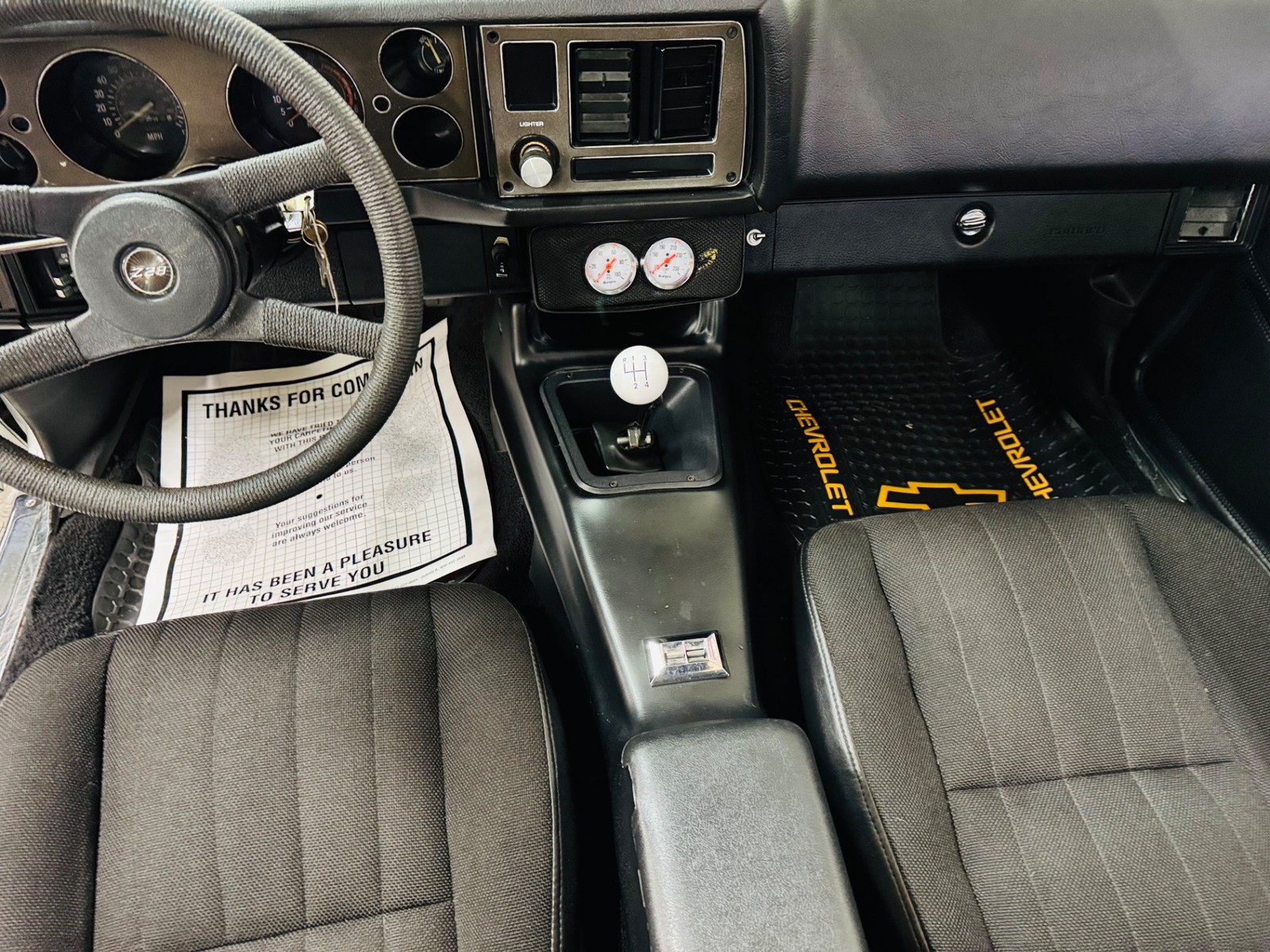 Chevrolet-Camaro-1981-Coupe-39