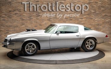 Chevrolet-Camaro-1981-Coupe